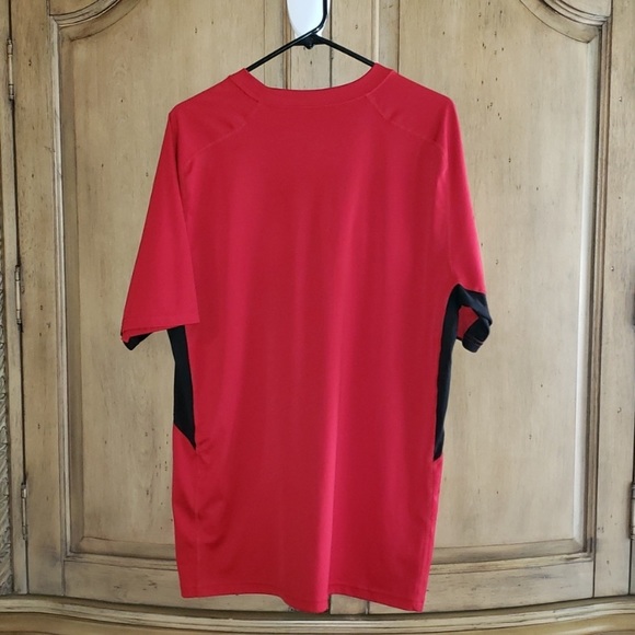 Men's Nike Dri-Fit Performance Shirt. - Picture 3 of 10